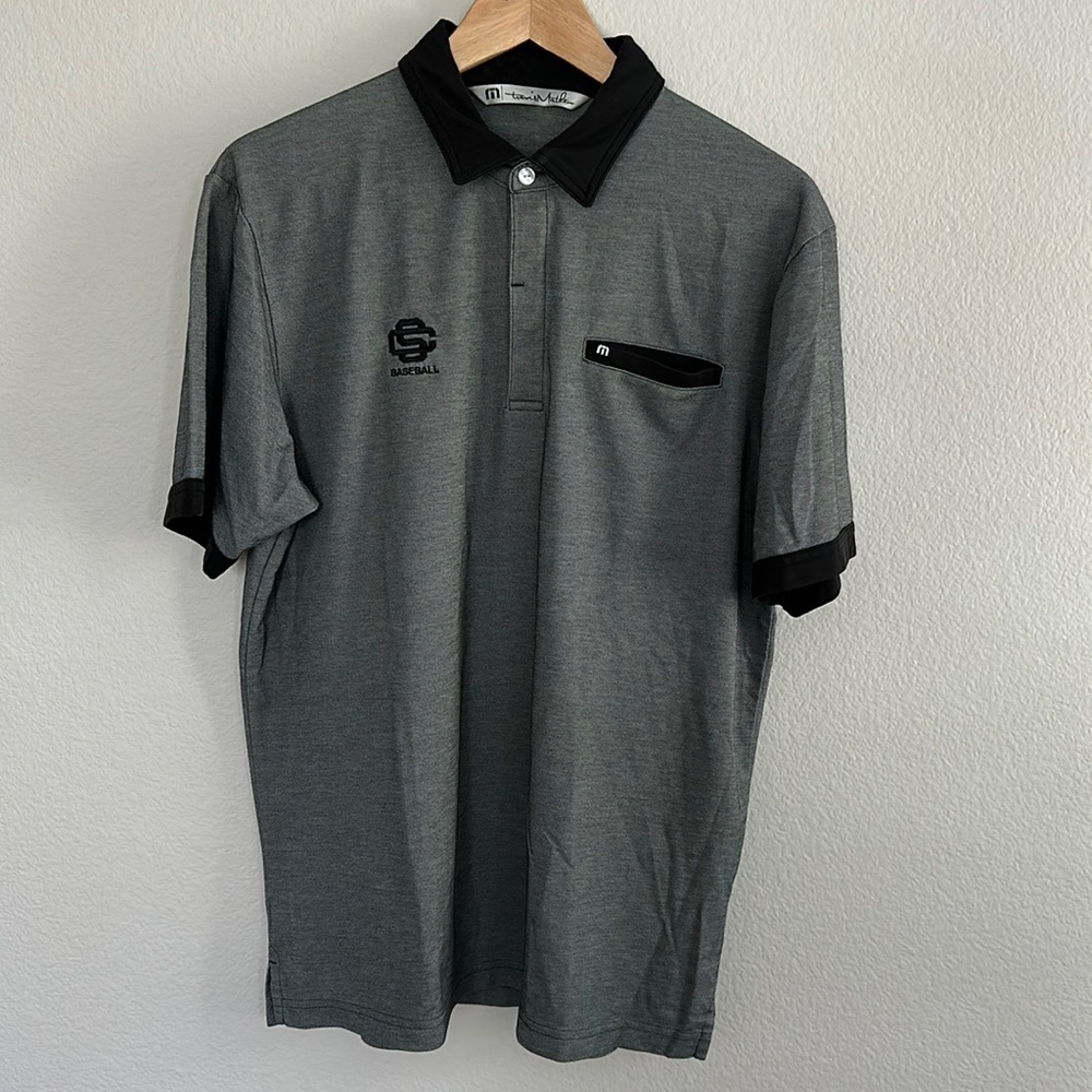 Travis Matthew Golf Shirt Size Medium